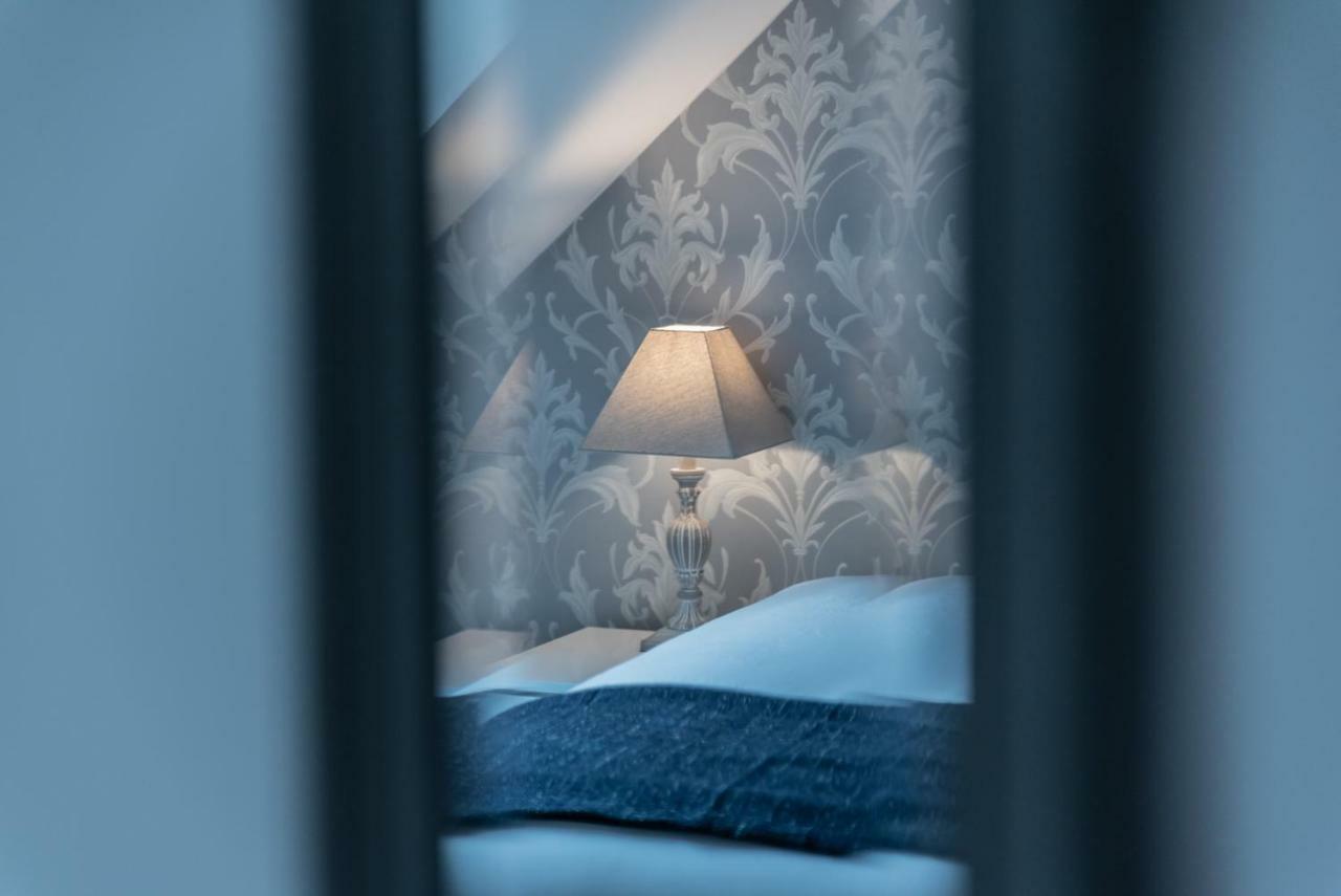 Ivory Lodge Ридинг Экстерьер фото